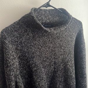 MANTLES Grey Wool Mockneck Sweater Sz Large Cozy Warm